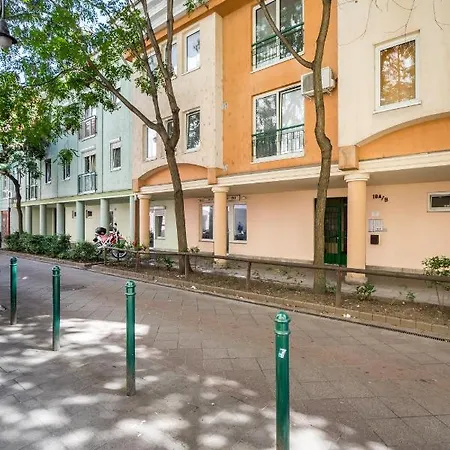Beautiful Three Bedrooms Apartment With Free Parking Close To The Danube Coast Budapest Exterior foto