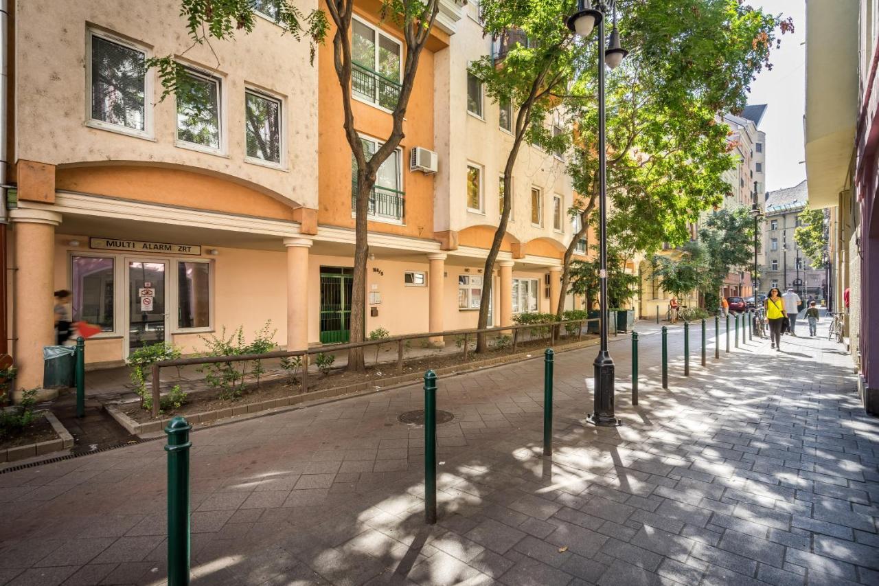 Appartamento Beautiful Three Bedrooms With Free Parking Close To The Danube Coast